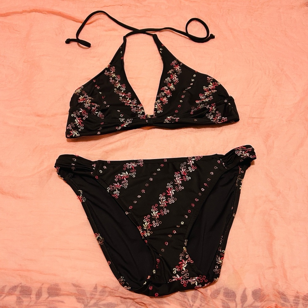 Lucky Brand Floral Embroidered Bikini Swimsuit |Size Large